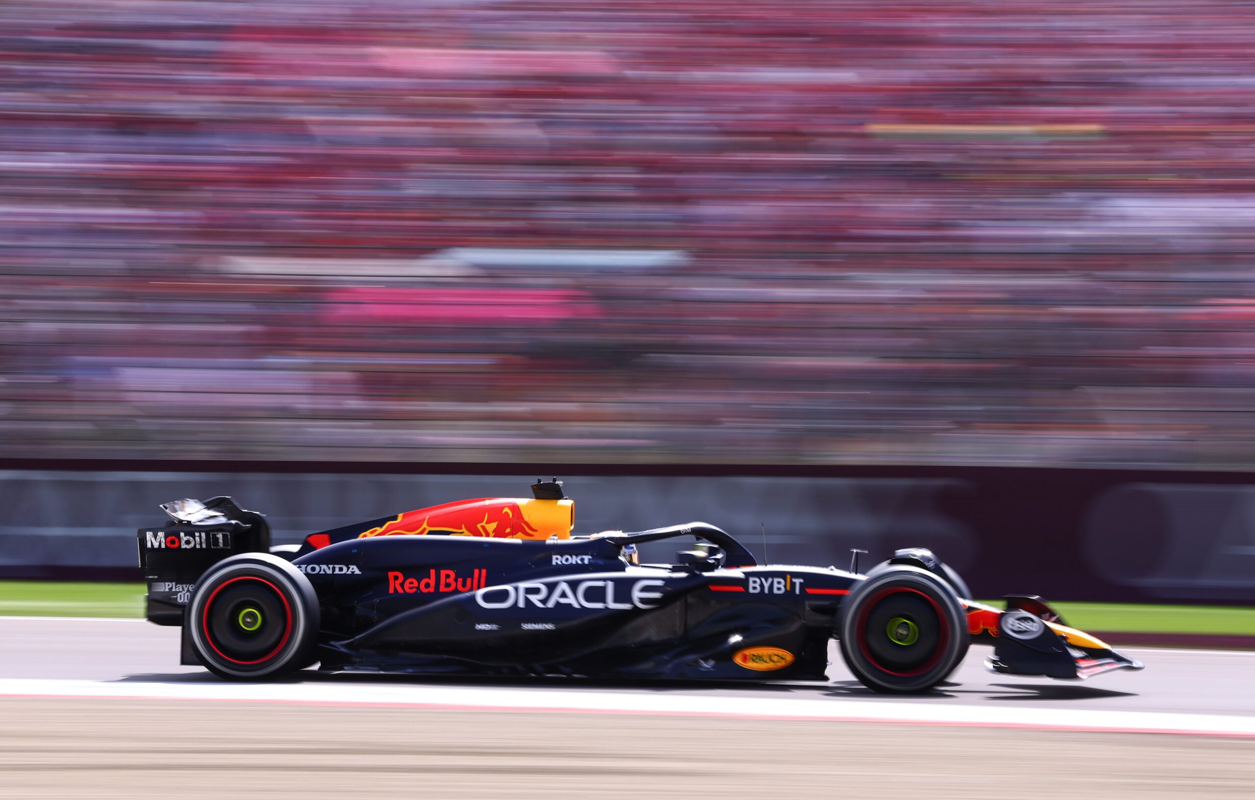 Max Verstappen Oracle Red Bull Racing RB20
