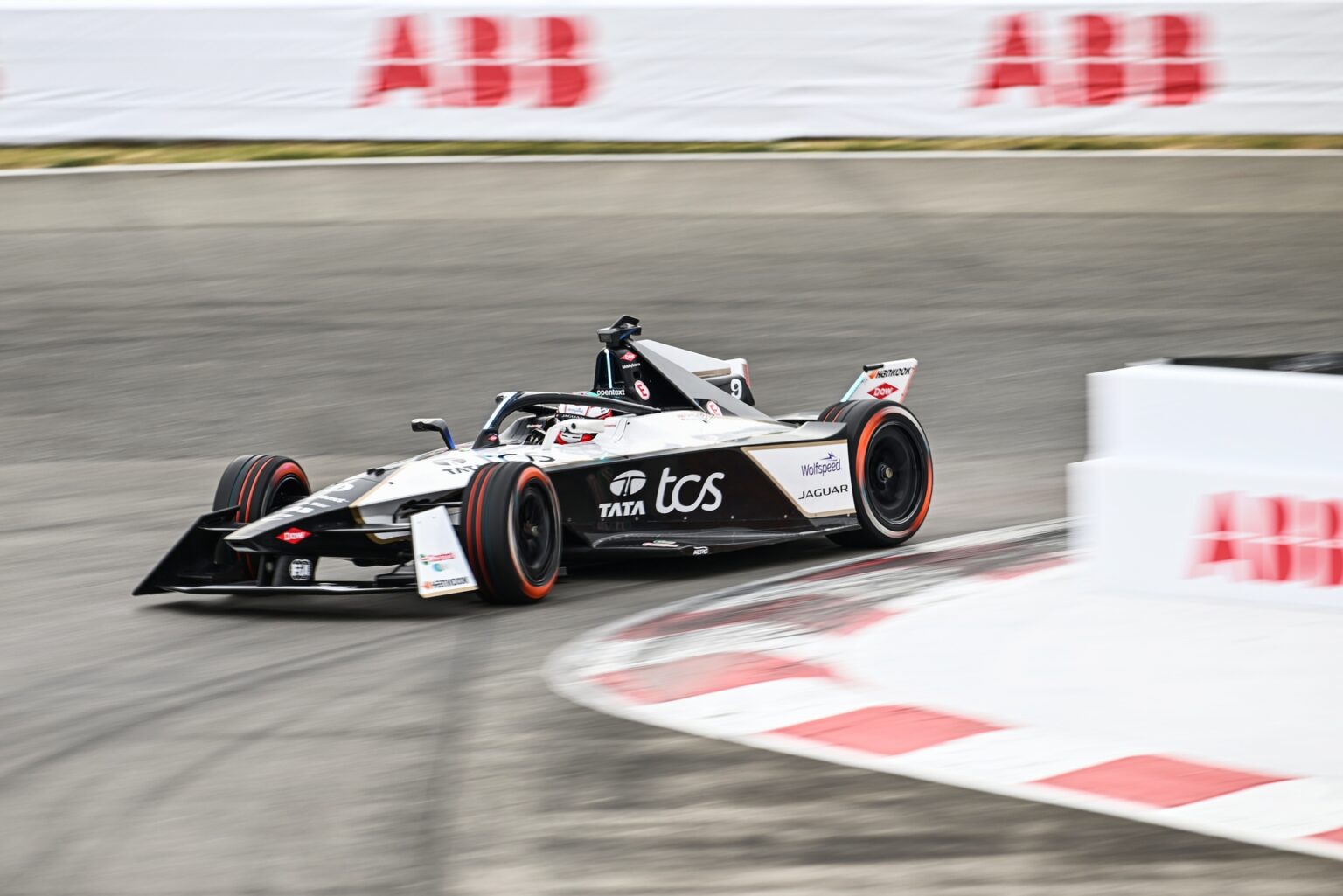 Mitch Evans, Jaguar TCS Racing, Jaguar I-TYPE 6