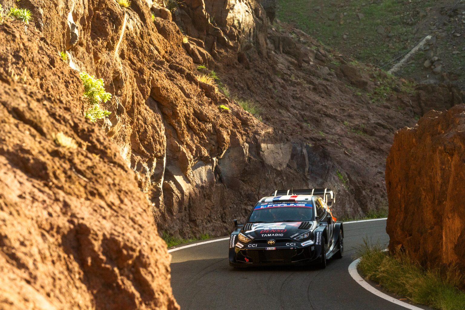 Sébastien Ogier-Vincent Landais (Toyota GR YARIS Rally1)