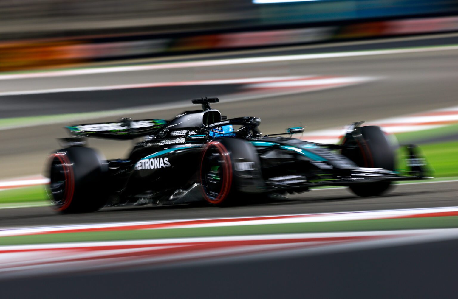 05 George Russell - Mercedes-AMG Petronas W16 Formula One Team