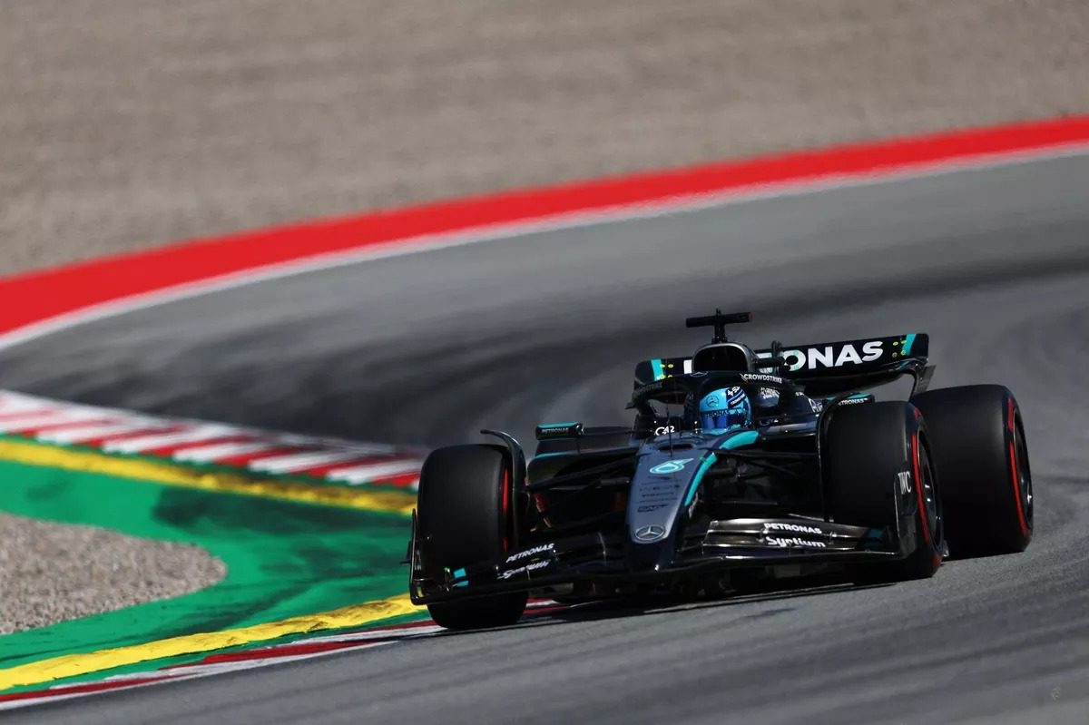 George Russell - Mercedes-AMG Petronas W16 Formula One Team