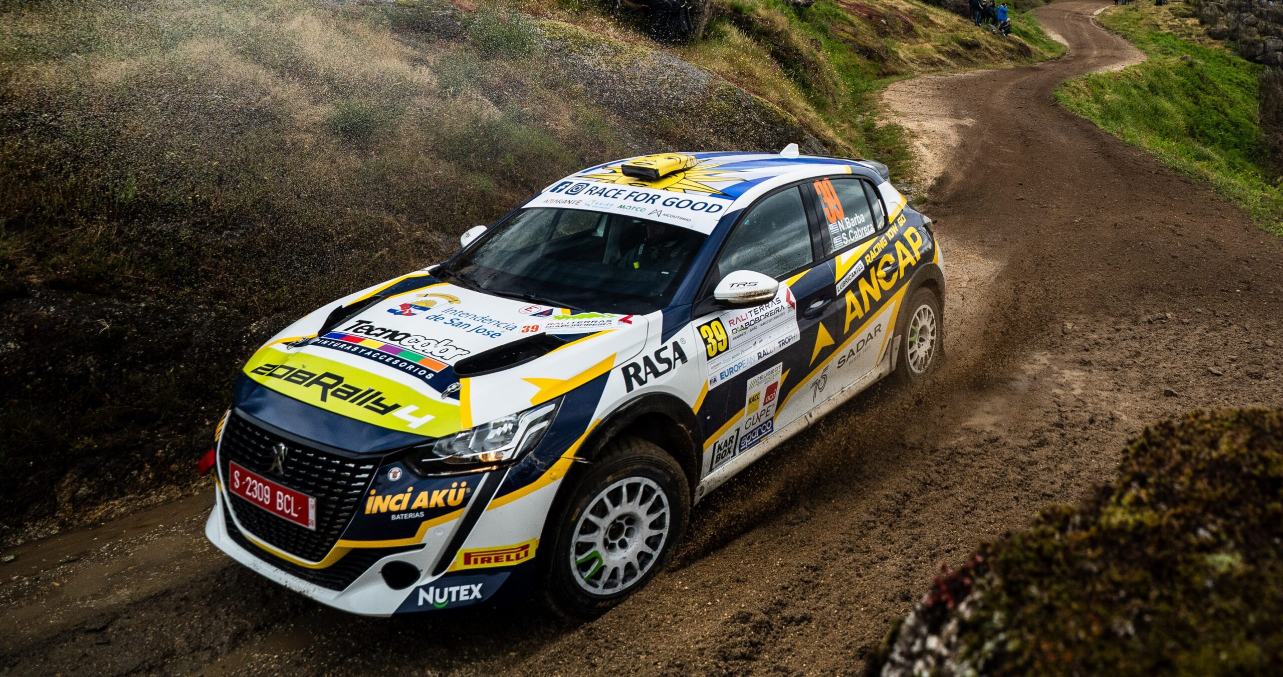 Nahuel Barba y Santiago Cabrera