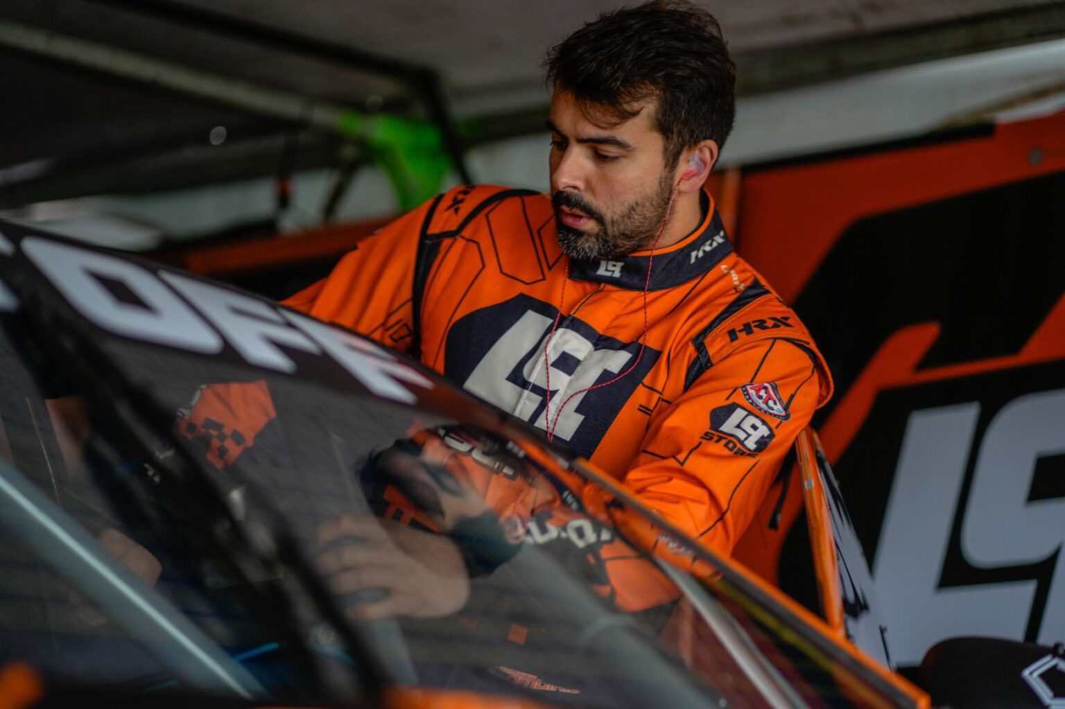 04 lambiris 29092025