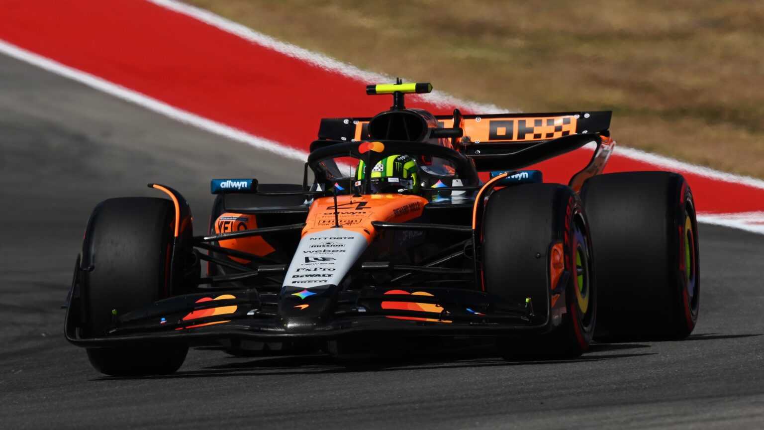 02 Lando Norris - McLaren MCL39 Formula 1 Team