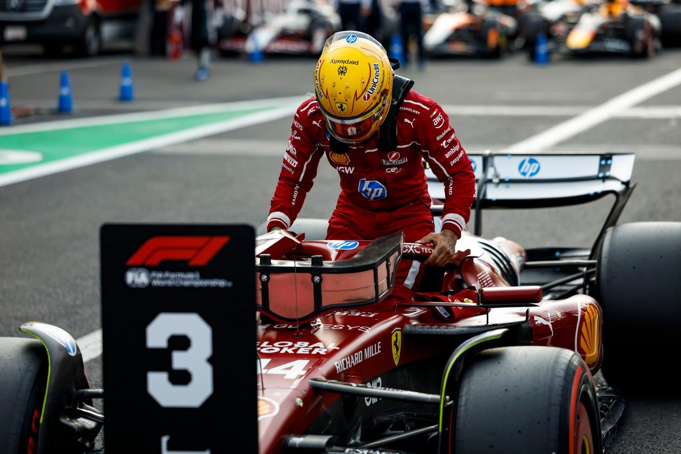 04 lewis hamilton scuderia ferrari hp sf 25