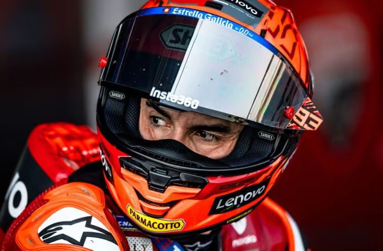 El octocampeón mundial poco antes de salir en los test de Buriram