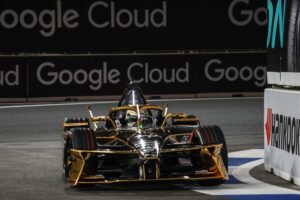 El británico Taylor Barnard conduce el DS Penske DS E-Tense FE25