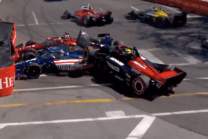 Triple choque en el comienzo de la primnera fecha del Campeonato de IndyCar