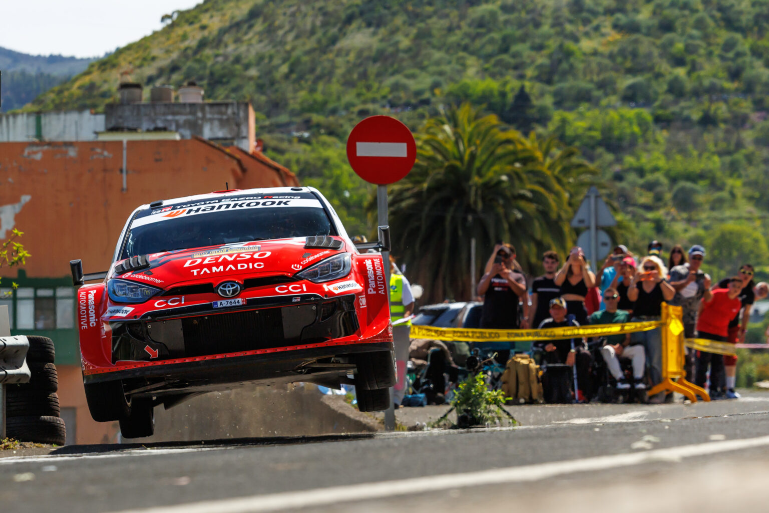 Takamoto KatsutaAaron Johnston (Toyota GR YARIS Rally1)