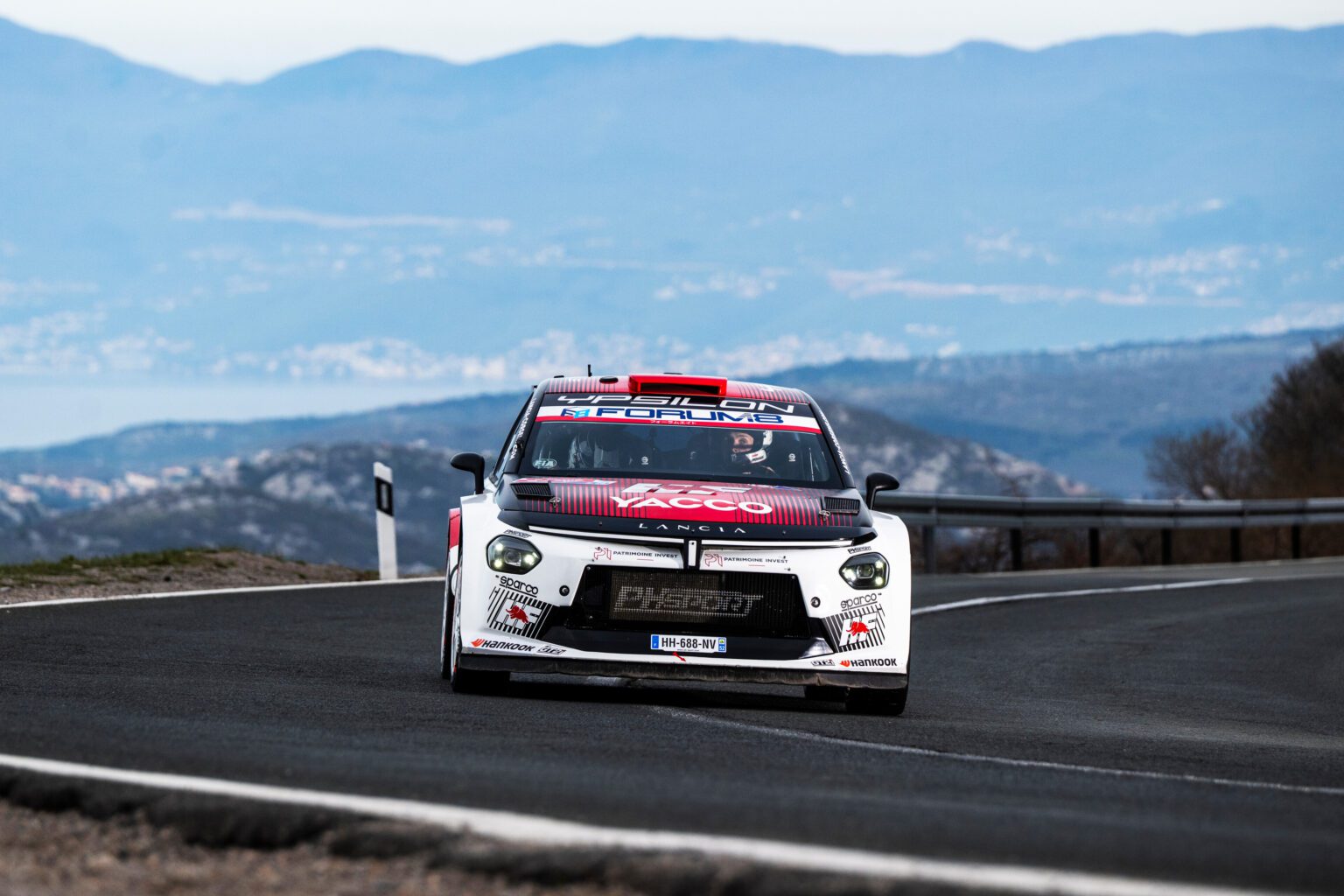 Yohan Rossel-Arnaud Dunand (Lancia Ypsilon Rally2 HF Integrale)