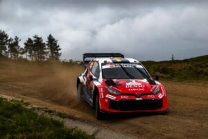 Oliver Solberg (Toyota GR Yaris Rally1) (ganador del Super Sunday, sólida actuación en barro)