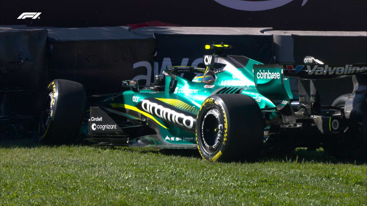 Fernando Alonso venía realizando su mejor clasificación de lo que va este año hasta que choca con el muro.