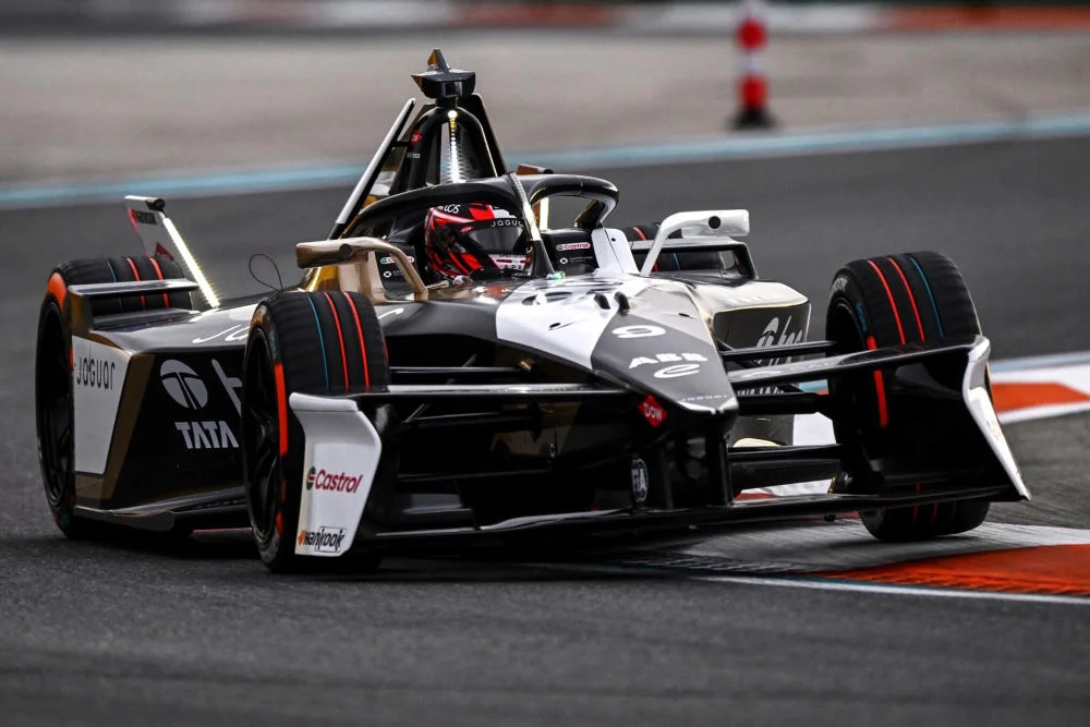 Pascal Wehrlein llega a Mónaco como líder del campeonato con 101 puntos, apenas tres por delante de Mitch Evans. El alemán de Porsche ganó en Yeda la primera de las dos carreras del doble fin de semana saudí, impulso que lo aupó al liderato que aún defiende.