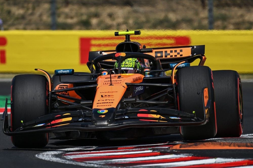Lando Norris al volante del McLaren MCL40. El campeón del mundo defenderá su título de Monaco 2025 en un fin de semana donde él mismo reconoce que Ferrari parte con ventaja en las condiciones del Principado.