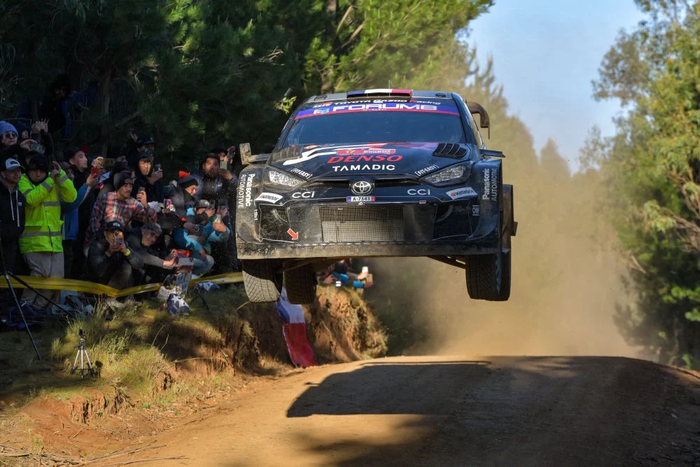 El nueve veces campeón Sébastien Ogier vuelve a compartir habitáculo con Julien Ingrassia, su copiloto histórico, en una cita que Toyota domina desde 2017.