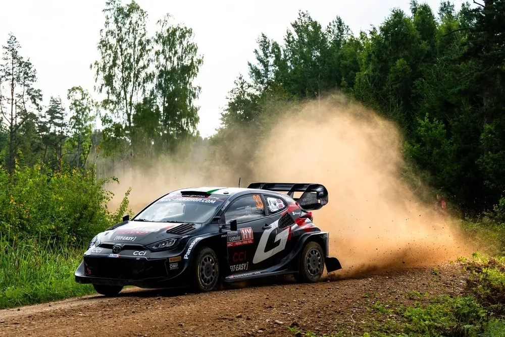 Evans llega como líder del campeonato, consciente de que un mal fin de semana en Finlandia puede reordenar toda la pelea por el título.