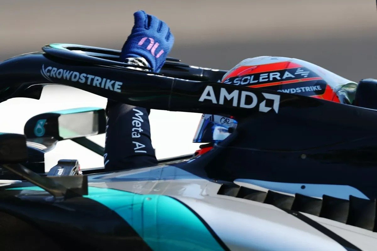 Antonelli cruzó la meta y desató la locura de los tifosi en Monza tras la remontada desde el 19º puesto.